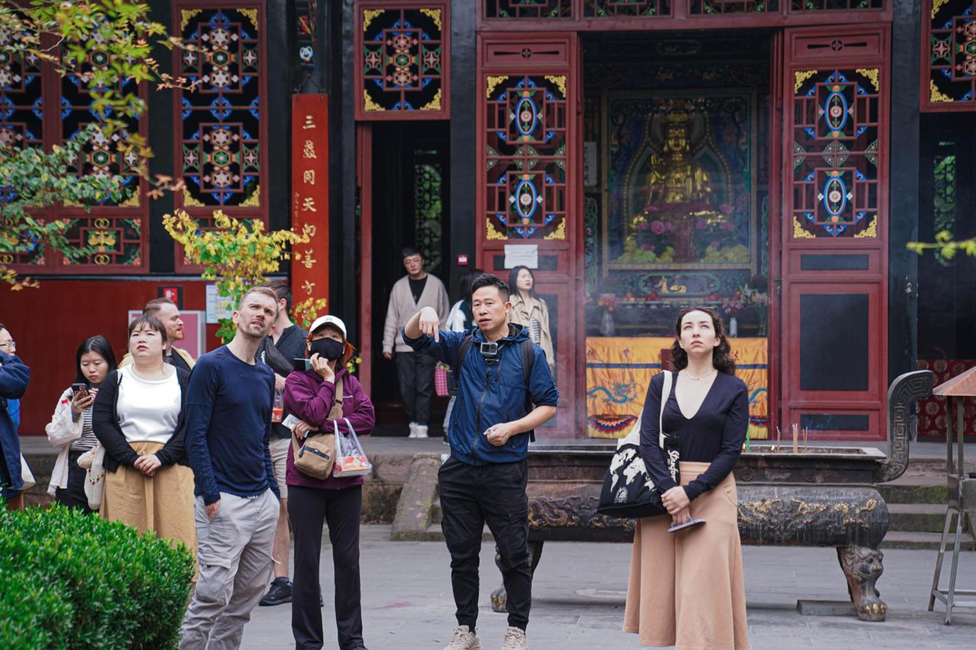 Chengdu Mix Hostel Courtyard Poshpacker Εξωτερικό φωτογραφία