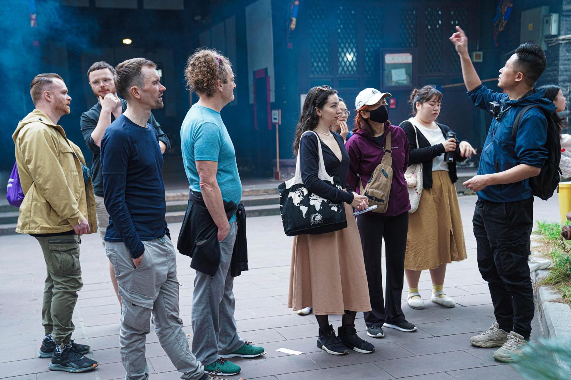 Chengdu Mix Hostel Courtyard Poshpacker Εξωτερικό φωτογραφία