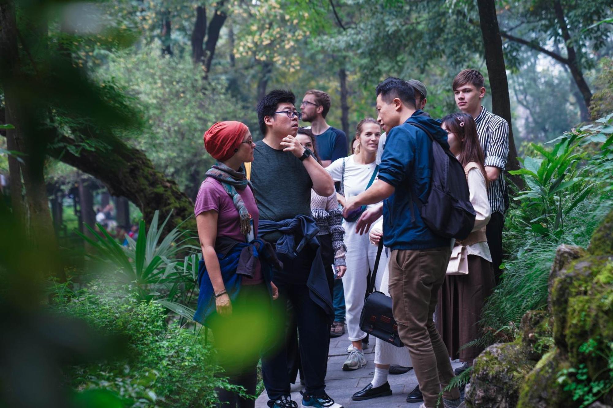 Chengdu Mix Hostel Courtyard Poshpacker Εξωτερικό φωτογραφία