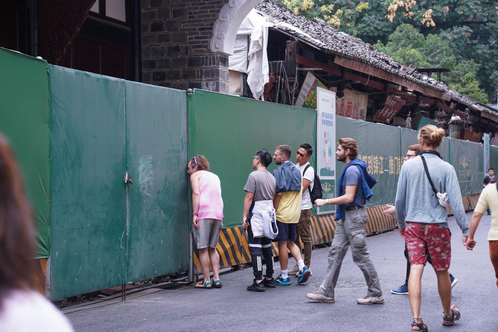 Chengdu Mix Hostel Courtyard Poshpacker Εξωτερικό φωτογραφία