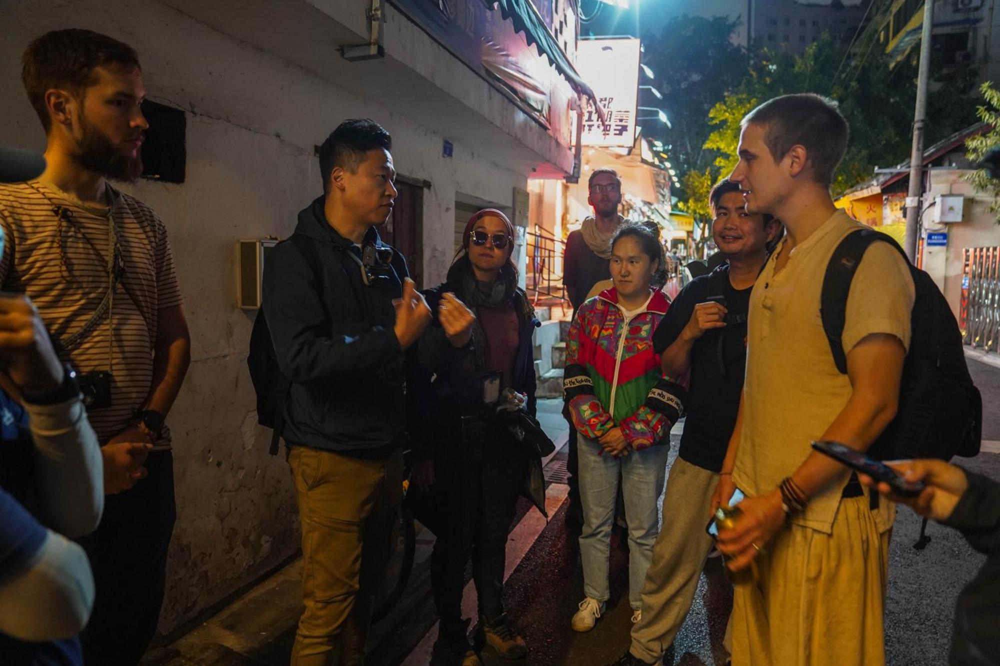 Chengdu Mix Hostel Courtyard Poshpacker Εξωτερικό φωτογραφία
